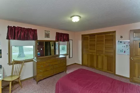 16 Ryan Dr, West Springfield, MA 01089 photo 32