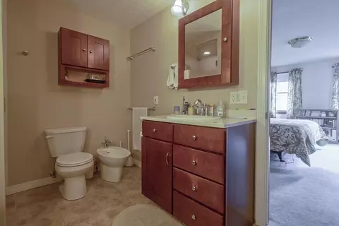 16 Ryan Dr, West Springfield, MA 01089 photo 25