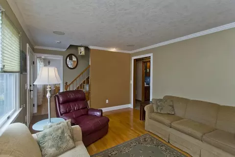 16 Ryan Dr, West Springfield, MA 01089 photo 10