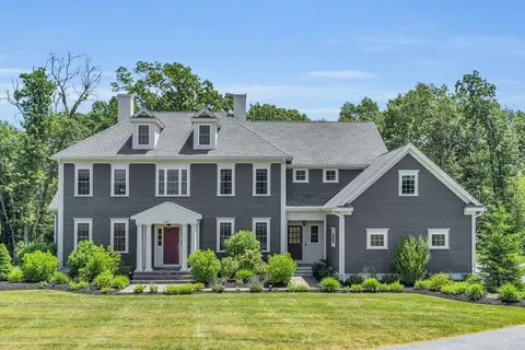 69 Old Stone Cir, Bolton, MA 01740