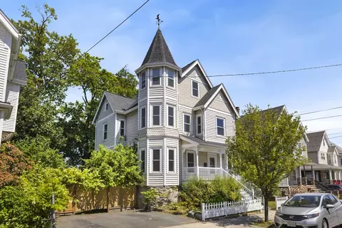22 Clayton St, Malden, MA 02148