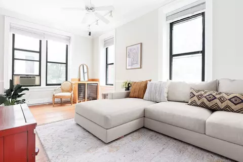 366 W Broadway #2, Boston, MA 02127