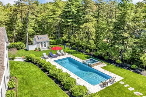 Exterior - 32 Camden Ln, Mashpee, MA 02649 photo 7 of 8
