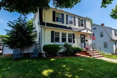 33 Youngs Rd, Dedham, MA 02026 photo 2