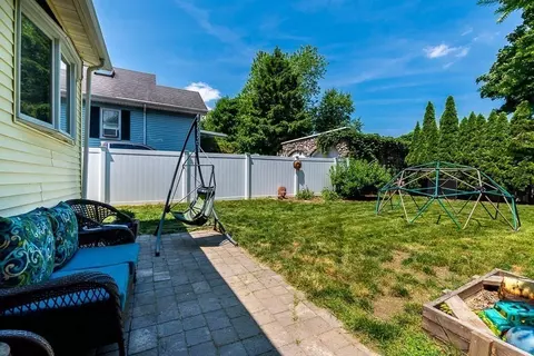 33 Youngs Rd, Dedham, MA 02026 photo 29