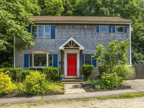 23 Martinwood Rd, Jamaica Plain, MA 02130