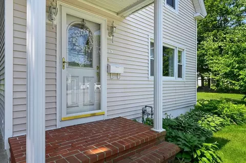 Exterior - 13 Forest Ave, Hudson, MA 01749 photo 3 of 11
