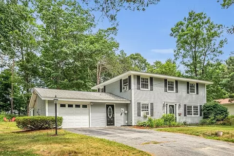 50 Clarissa Rd, Chelmsford, MA 01824