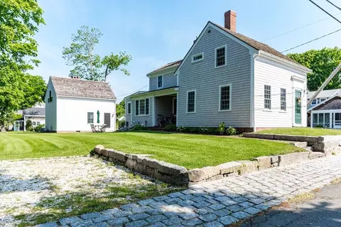 21 Liberty St, Sandwich, MA 02563