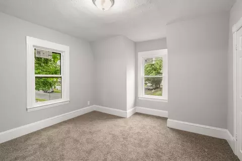 35 Ranney St, Springfield, MA 01108 photo 19