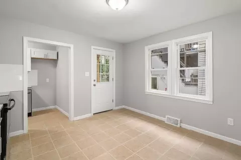 35 Ranney St, Springfield, MA 01108 photo 13