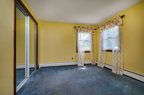 Bedroom - 65 Dunphy Dr, Northampton, MA 01062 photo 3 of 6