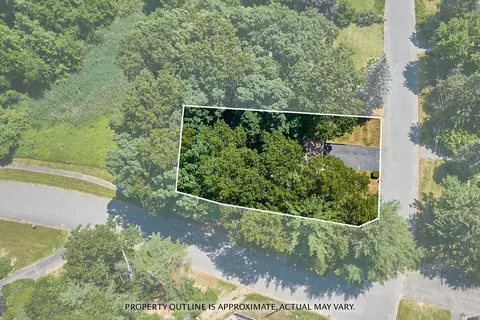 View/Area - 65 Dunphy Dr, Northampton, MA 01062 photo 3 of 7