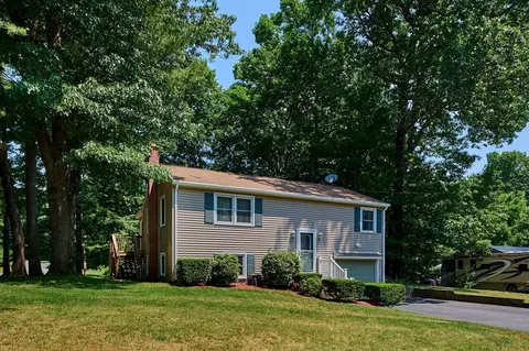 Exterior - 65 Dunphy Dr, Northampton, MA 01062 photo 2 of 8