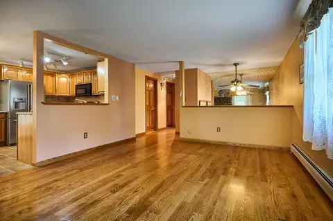 Living - 65 Dunphy Dr, Northampton, MA 01062 photo 1 of 2