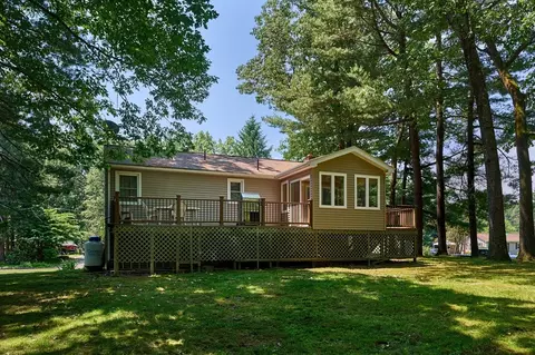 Exterior - 65 Dunphy Dr, Northampton, MA 01062 photo 7 of 8