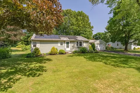 271 Bolton St, Springfield, MA 01129