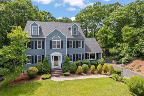 42 Whitman Ln, North Attleboro, MA 02760
