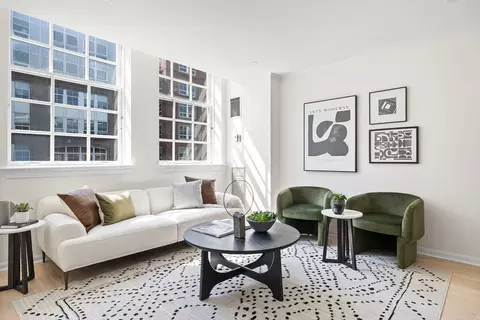 106 Thirteenth St #318, Boston, MA 02129