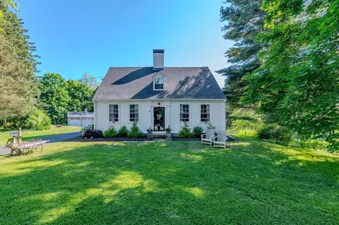 611 Commercial St, Weymouth, MA 02189