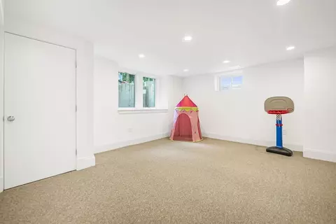 Other - 5 Jarvis Cir, Needham, MA 02492 photo 4 of 5