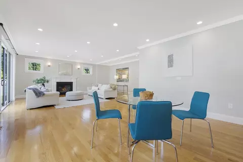 Dining - 5 Jarvis Cir, Needham, MA 02492 photo 1 of 6