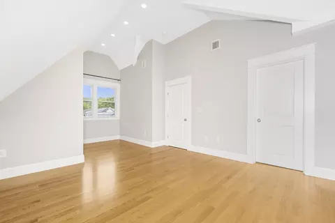 Bedroom - 5 Jarvis Cir, Needham, MA 02492 photo 7 of 9