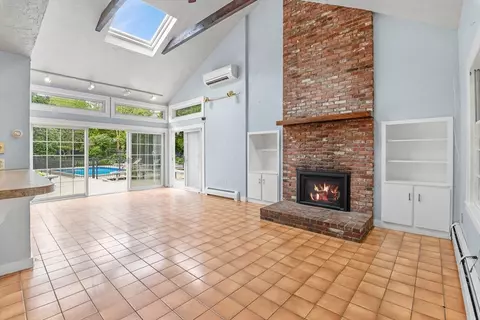 4 Bay View Ave, Beverly, MA 01915 photo 12