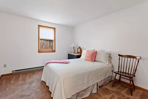 Bedroom - 18 Tradewind Dr, Mashpee, MA 02649 photo 2 of 3