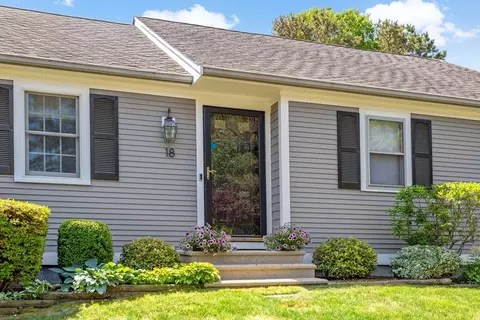 Exterior - 18 Tradewind Dr, Mashpee, MA 02649 photo 2 of 6