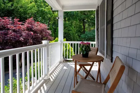 Exterior - 18 Tradewind Dr, Mashpee, MA 02649 photo 3 of 6