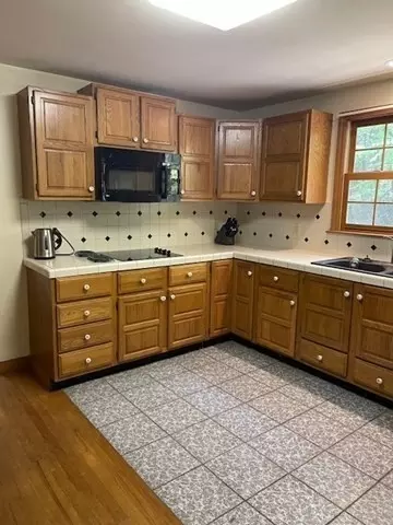 Kitchen - 140 S Shaker Rd, Harvard, MA 01451 photo 1 of 2