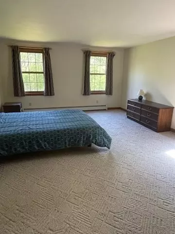 Bedroom - 140 S Shaker Rd, Harvard, MA 01451 photo 1 of 3