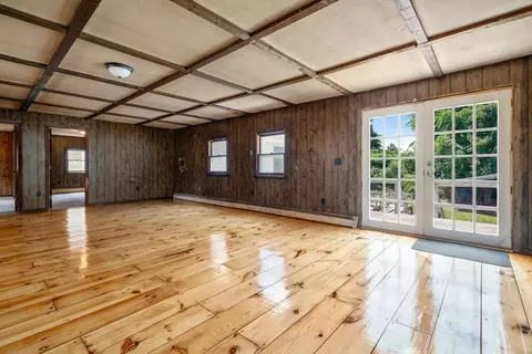 39 Willard St, Ayer, MA 01432 photo 5
