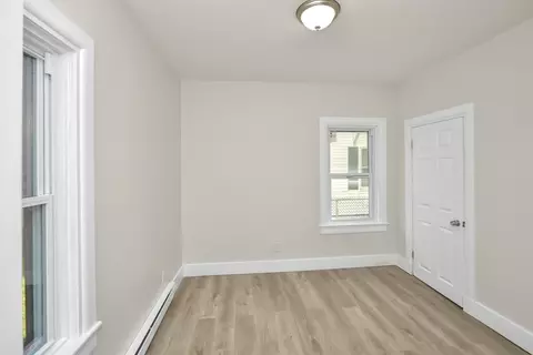 73 Weetamoe St, Fall River, MA 02720 photo 7