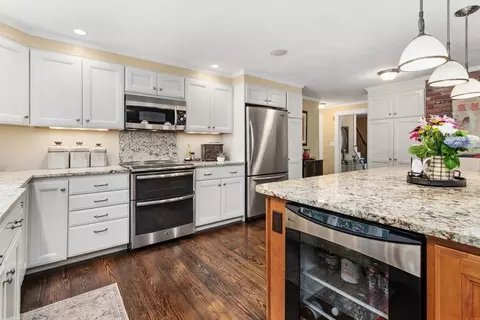 8 Buckskin Dr, Reading, MA 01867 photo 18
