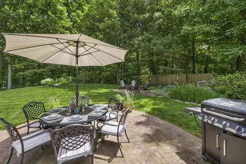 8 Buckskin Dr, Reading, MA 01867 photo 7