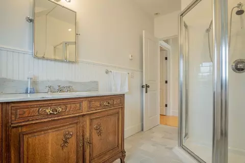 984 Washington St, Gloucester, MA 01930 photo 26