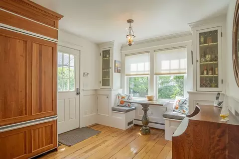 984 Washington St, Gloucester, MA 01930 photo 15