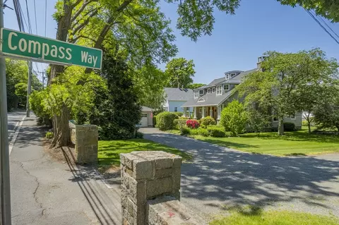 984 Washington St, Gloucester, MA 01930 photo 2