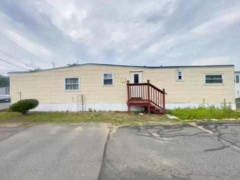 93 Grochmal Ave #39, Springfield, MA 01151 photo 5