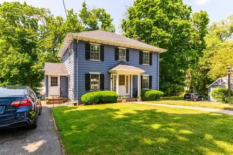 14 Westview Ter, Newton, MA 02465