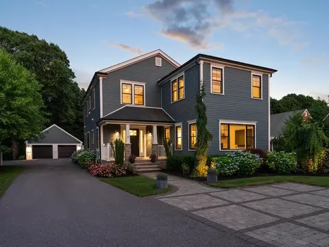 292 High St, Westwood, MA 02090