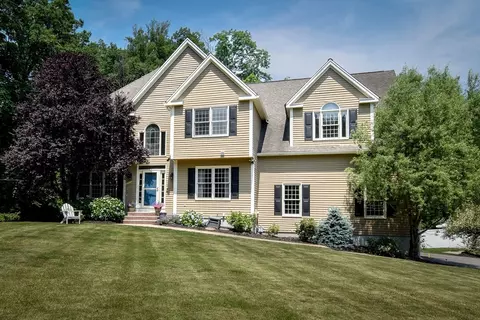 2 Cassandra Ln, Holliston, MA 01746