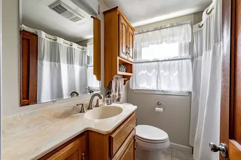 263 Prospect Ave, West Springfield, MA 01089 photo 10