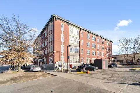 683-687 State St, Springfield, MA 01109 photo 2