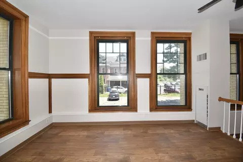 Living - 235 State St #213, Springfield, MA 01103 photo 4 of 6