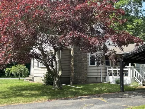 4 Pedro St, Acushnet, MA 02743 photo 3