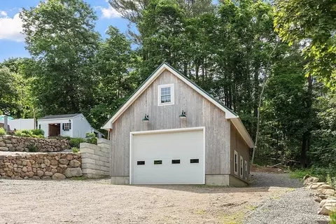 12 Clearview Ave, Gloucester, MA 01930 photo 5