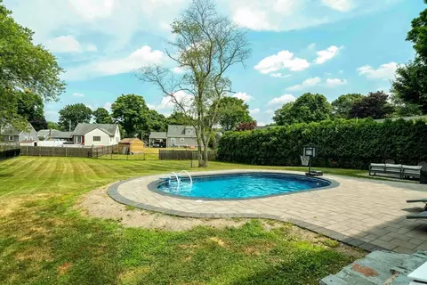 36 Redfield Rd, Wakefield, MA 01880 photo 31
